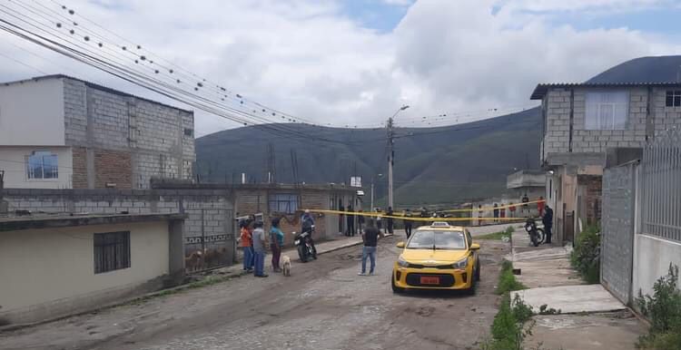 Delincuencia. Tres personas fueron capturadas este 20 de abril de 2022, tras un nuevo crimen ocurrido en las calles de Ibarra, en el barrio La Floresta.