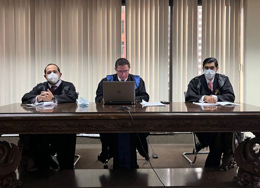 Byron Guillén (.), Luis Rivera (d.), dos de los jueces que conocerán el recurso de revisión.