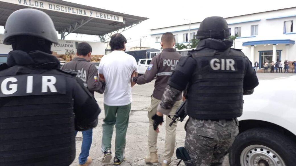 Imagen del momento de la captura en Ecuador del 'holandés' acusado de narcotráfico.