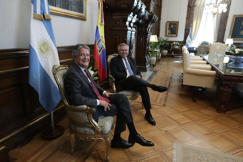 Lasso se compromete en Argentina a analizar la relación con Venezuela