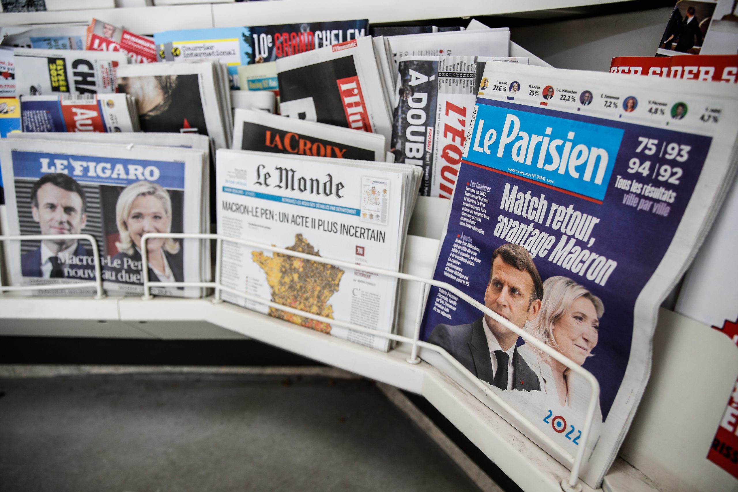 La libertad de prensa, víctima en una crispada campaña presidencial francesa