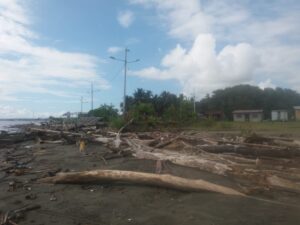 Canchimalero en emergencia, moradores piden muro protector