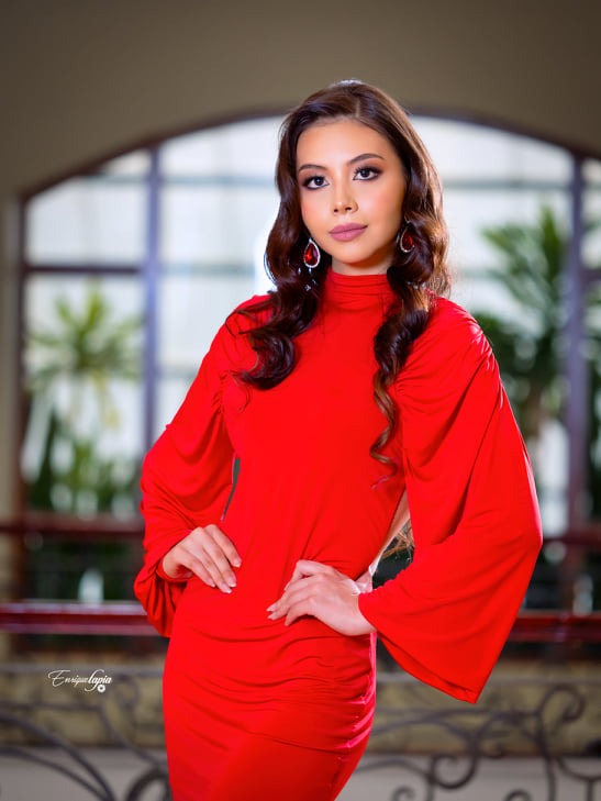 Lojana aspira a la corona Miss Mundo Ecuador 2022