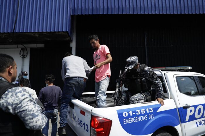 El Salvador acelera detenciones