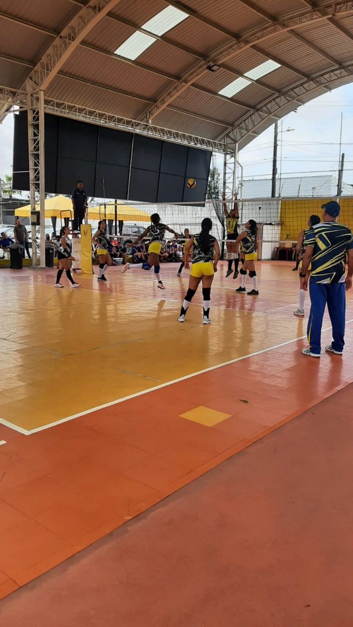 Selección de voleibol de Esmeraldas participó de campeonato nacional