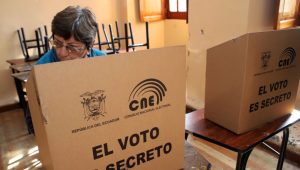 Ningún partido político convence al 59% de los quiteños