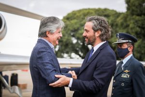Guillermo Lasso llega a Argentina en su primera visita oficial