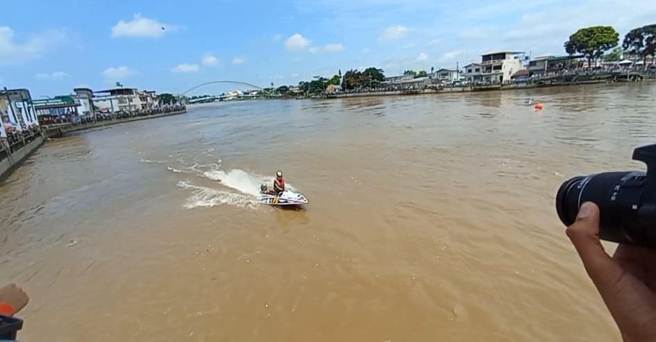 campeón regatas de Vinces