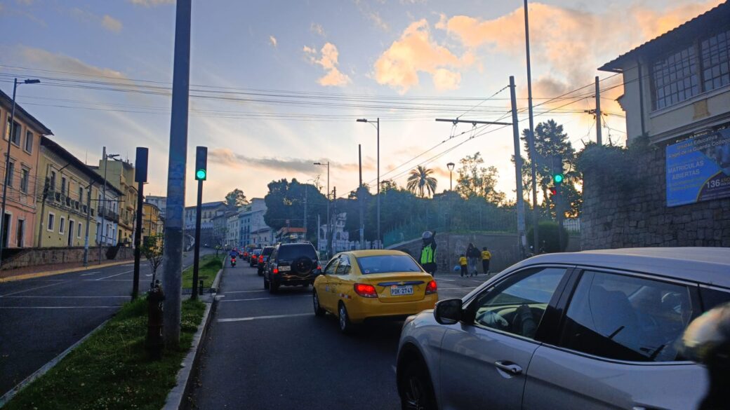 La medida, como otras similares que ya se aplican, buscan reducir la congestión en horas pico.