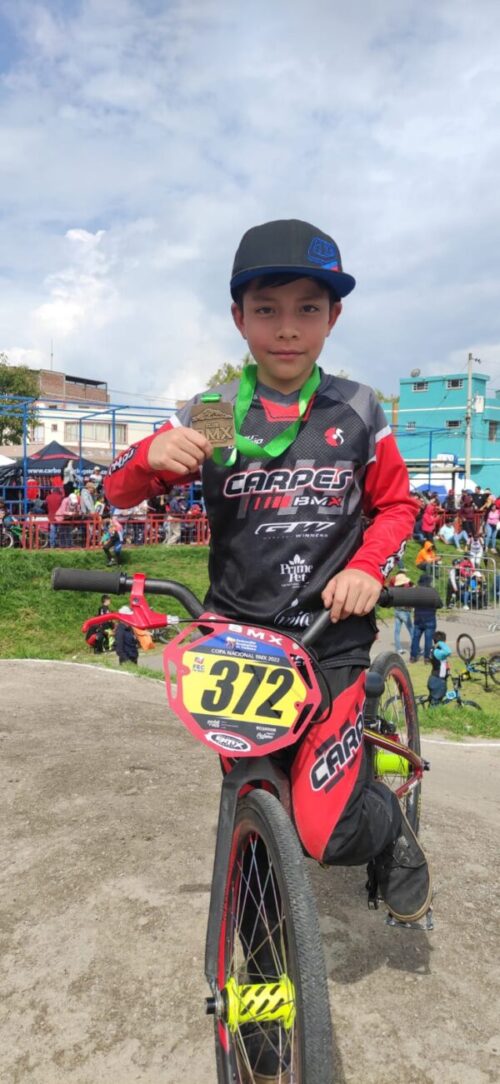 Lojano participará en campeonato Sudamericano de Bicicross en Perú