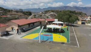 Chaguarpamba y Catamayo invierten en educación