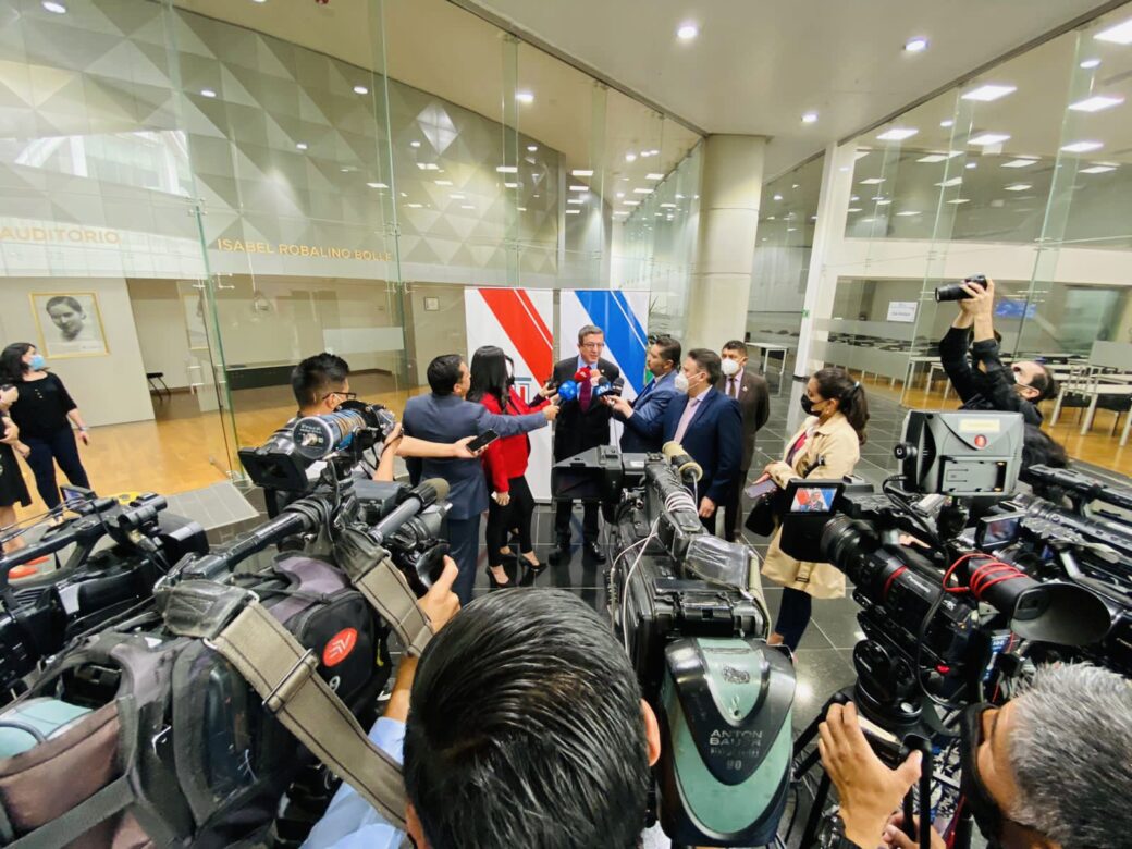 La Procuraduría pide participar en juicio contra Pólit en EE.UU. en calidad de víctima