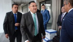 Suspendido presidente de la Corte Nacional sufre revés ante la Justicia