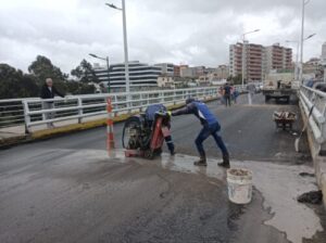 Puente de Ficoa continúa cerrado parcialmente hasta el martes