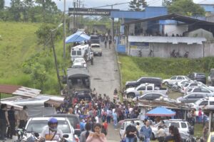 43 asesinados en la cárcel de Santo Domingo