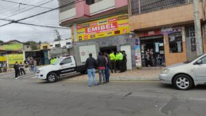 Asesinan a un hombre para robarle en la avenida Bolivariana