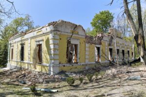 UE condena ‘desprecio’ ruso a vida de civiles al atacar una escuela ucraniana