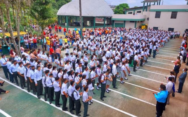 inicio de clases presenciales en colegio municipales| Diario La Hora