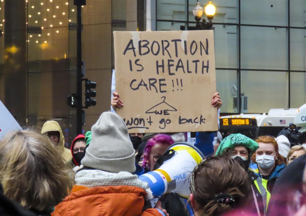 Imagen de una manifestación en apoyo al aborto en Chicago (EE.UU.).