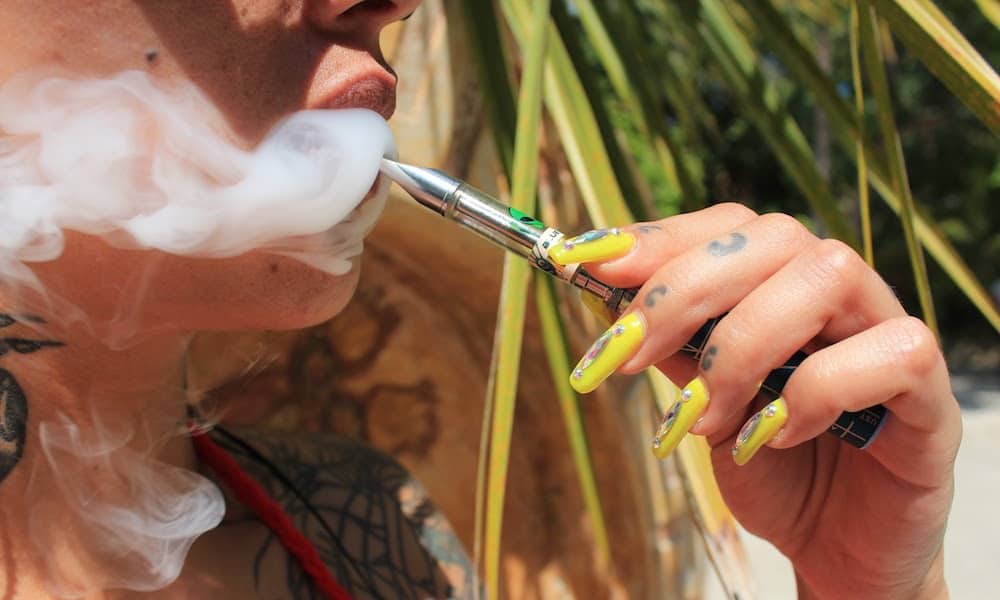 Aumenta cifra de adolescentes que vapean cannabis