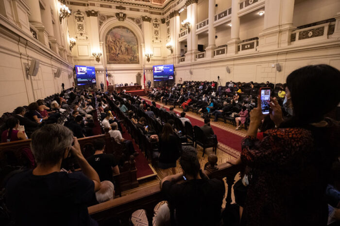 ACTO. La convención chilena terminó de redactar y votar por la nueva propuesta de ley fundamental.
