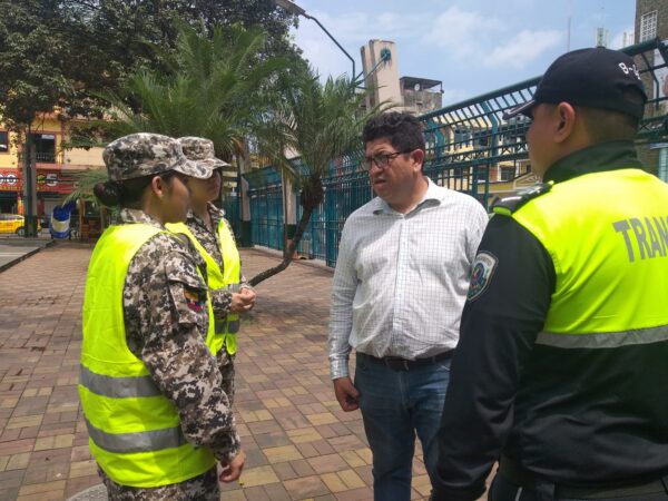 Agentes Civiles de Tránsito se alistan para patrullar en Quevedo