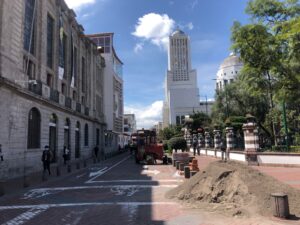 Tramo de la calle Bolívar cerrada por cambio de adoquines