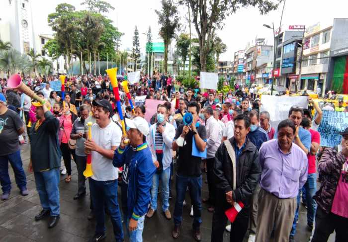 RECLAMO. Comerciantes de la peatonal piden mano dura contra los mayoristas.