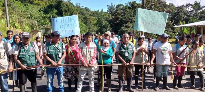 Pueblo Awá retomó su lucha cerrando vías