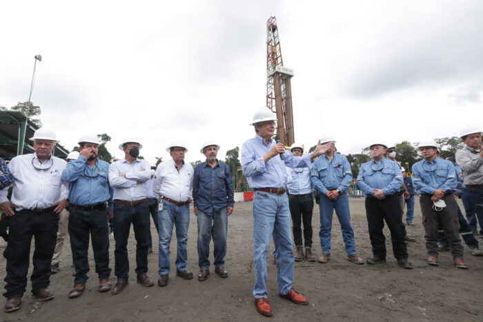 HECHO. El presidente Guillermo Lasso no ha podido cumplir con una mayor y mejor producción petrolera.