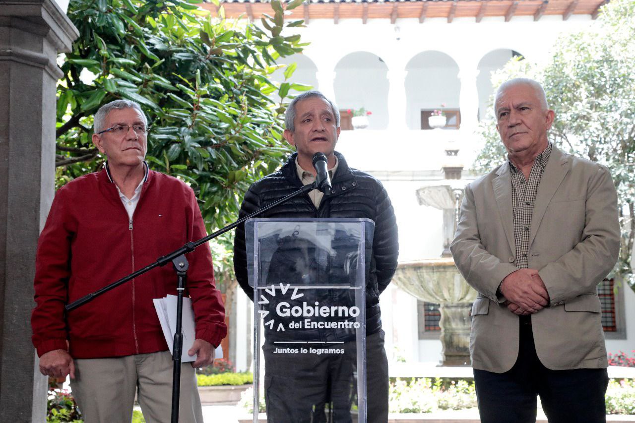 Fausto Cobo, Patricio Carrillo y Luis Lara, ministros del gabinete de seguridad