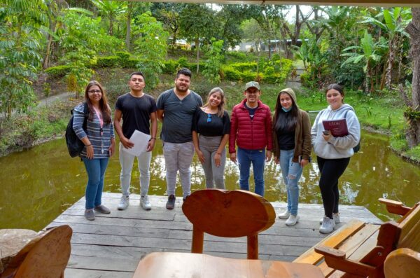 UIDE apoya a emprendedores de las parroquias rurales de Loja