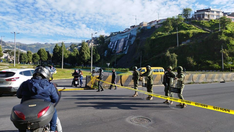 Quito sin transporte municipal, ni mercados en el noveno día de paro