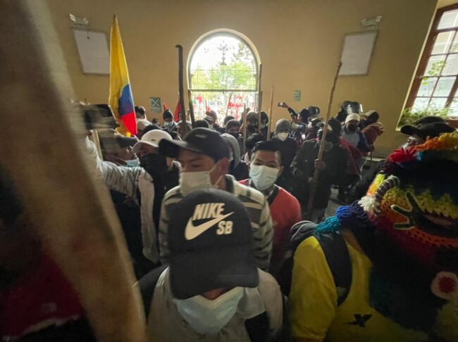 Movilización. La toma de la Gobernación se mantendrá hasta que desde Quito se de alguna respuesta positiva del Gobierno Nacional.
