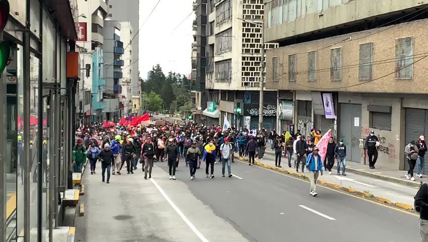 Festejos por el Día del Padre no frena nivel de protestas
