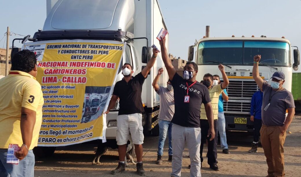 Transportistas en Perú iniciarán paro indefinido desde el 27 de junio