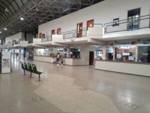 Disminuye la afluencia de pasajeros  en la Terminal Terrestre de Quevedo
