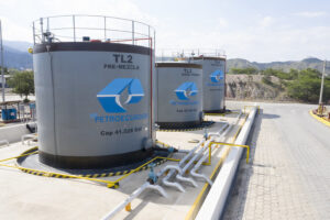 Petroecuador declara desierto concurso para importación de gasolina de aviación