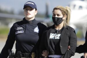 Colombia extradita a la hermana de ‘Otoniel’ a EE.UU. por narcotráfico