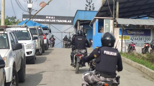 PANORAMA. Policías y militares reforzaron la seguridad en la cárcel.