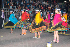 Semana de la danza en Ambato