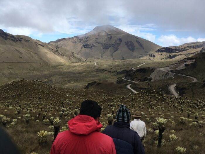Sitio. El complejo volcánico Chiles–Cerro Negro está en la frontera de Ecuador y Colombia, a 24 km al oeste de la ciudad de Tulcán y a 32 km al occidente de Ipiales. (Foto: Instituto Geofísico)