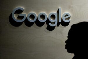 Rusia impone millonaria multa a Google por no retirar contenido LGTBI y sobre la invasión a Ucrania
