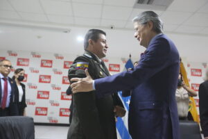 Presidente de la República da un espaldarazo a Patricio Carrillo, ministro del Interior