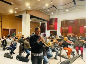 Trompetista venezolano en concierto con la Sinfónica de Loja