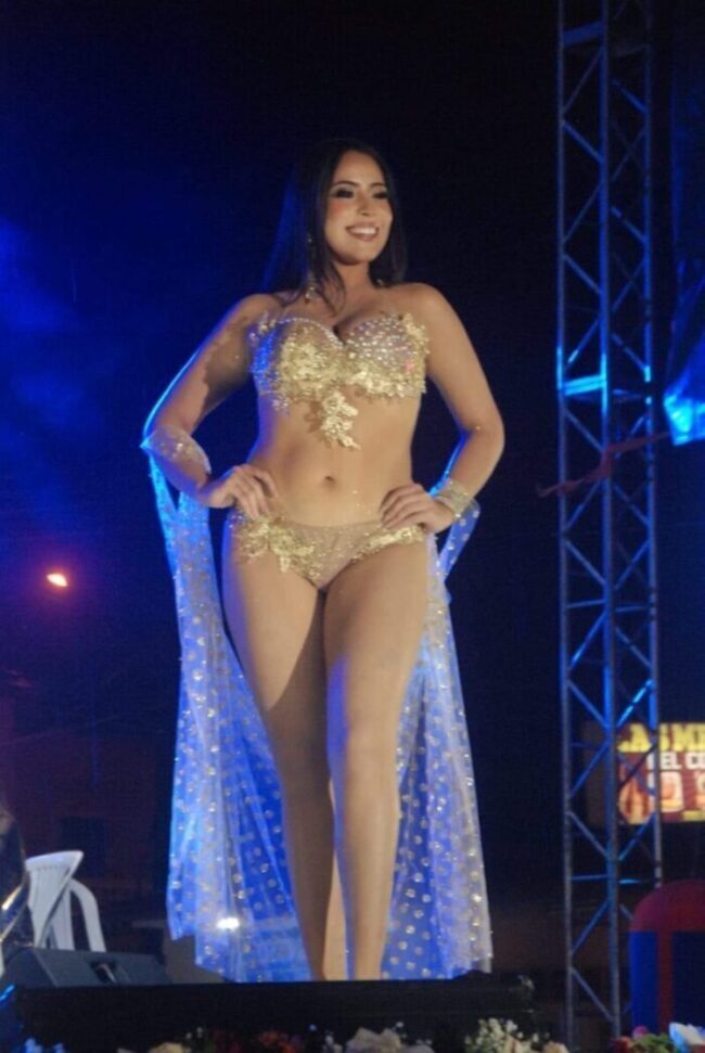Luana Valderrama es la nueva reina del cantón Buena Fe