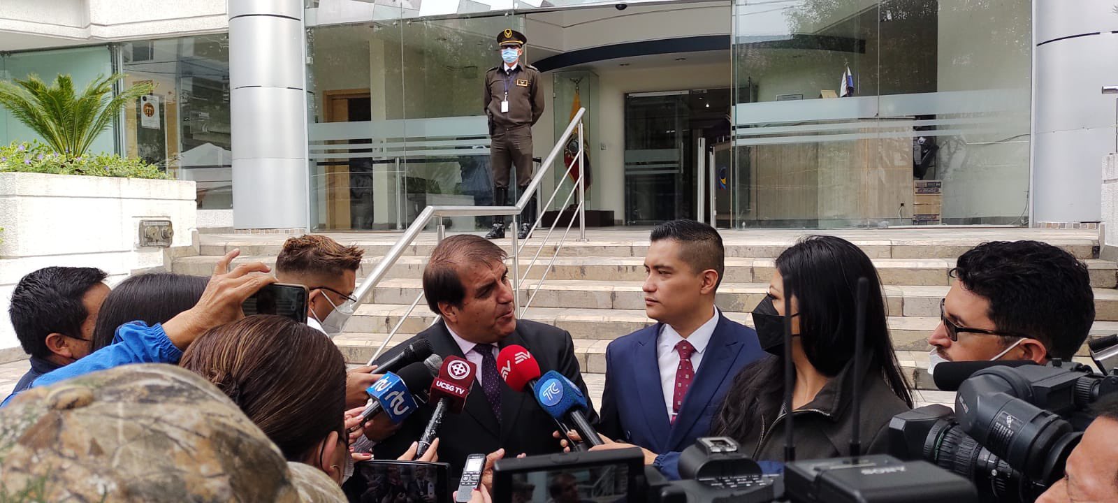 Corte Constitucional admitió a trámite acción extraordinaria de protección presentada por Álvaro  Román
