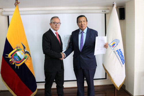 Universidad Indoamérica fortalece las áreas de salud