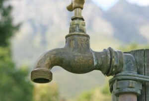 Cinco sectores del sur de Ambato se quedan sin agua este miércoles