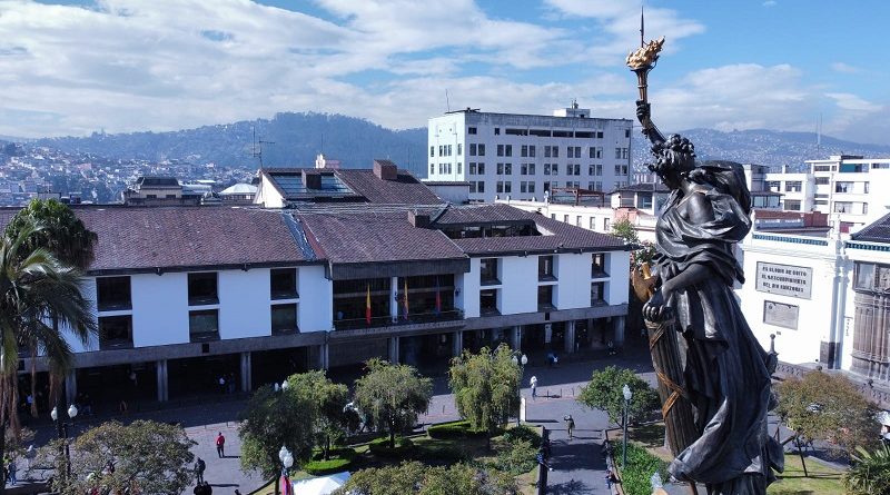 El monumento de la independencia en Quito recupera su brillo